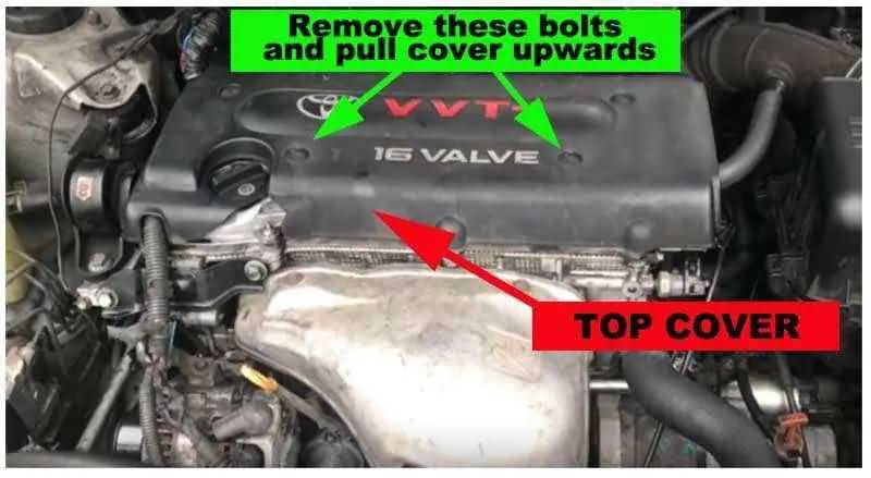 Remove engine top cover Toyota Rav4