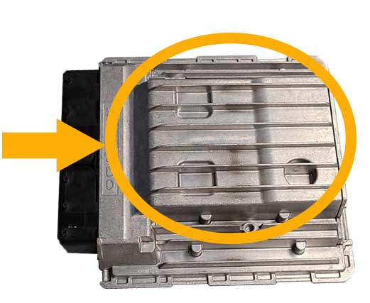Location of the inverter in the BMW MSD80 DME